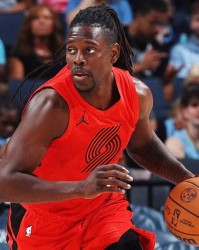 小卡三节轰29+8仍无缘今日最佳！对不起，你碰到创纪录的霍勒迪了