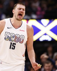 美媒：约基奇亲自致电瓦兰详谈赛季规划，瓦兰倍感惊喜